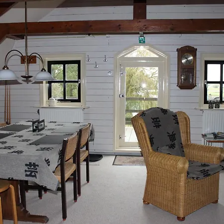 Apartament Aan Het Water Broek op Langedijk
