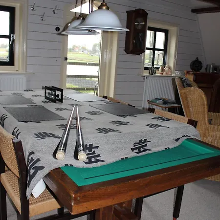 Aan Het Water Broek op Langedijk